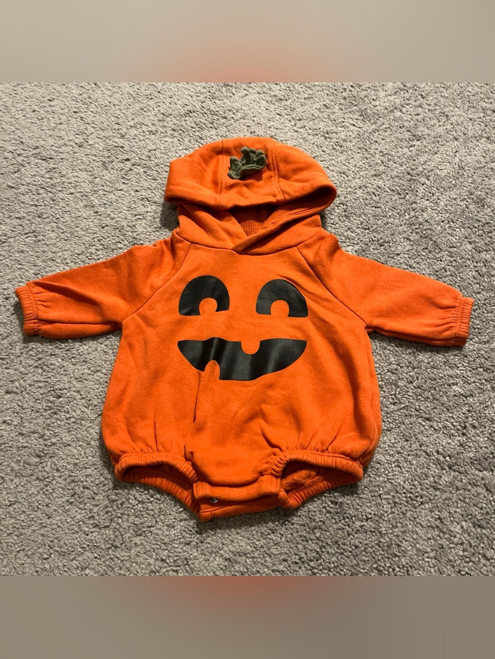 Old Navy Baby Long Sleeve Pumpkin Theme Hooded Bodysuit Size 0-3M